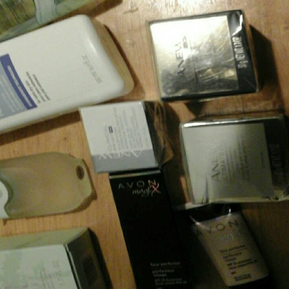 AVON BEAUTY  PRODUCTS